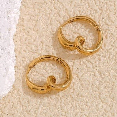 Swirla earring