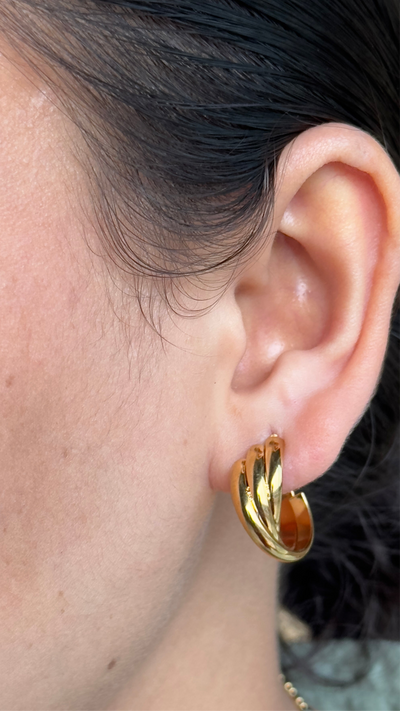 Twist layer hoops