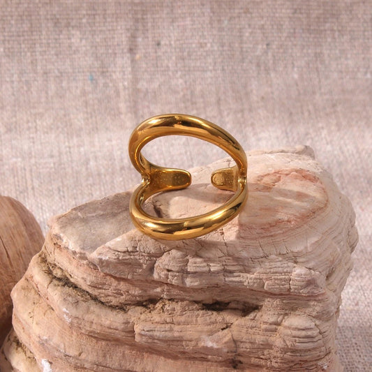 Liora ring